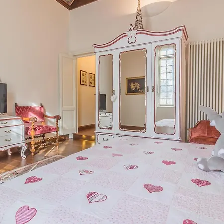 Belle Epoque Apartment